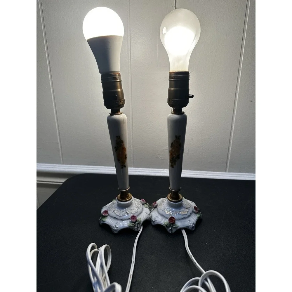 Vintage Porcelain Boudoir‎ Table Lamps Floral Rose Gold Accent Pair Working